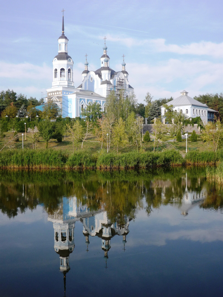 Головний храм міста Горішні Плавні