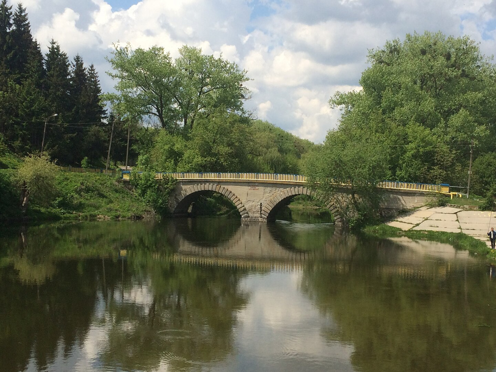 Венеціанський міст, Хмільник