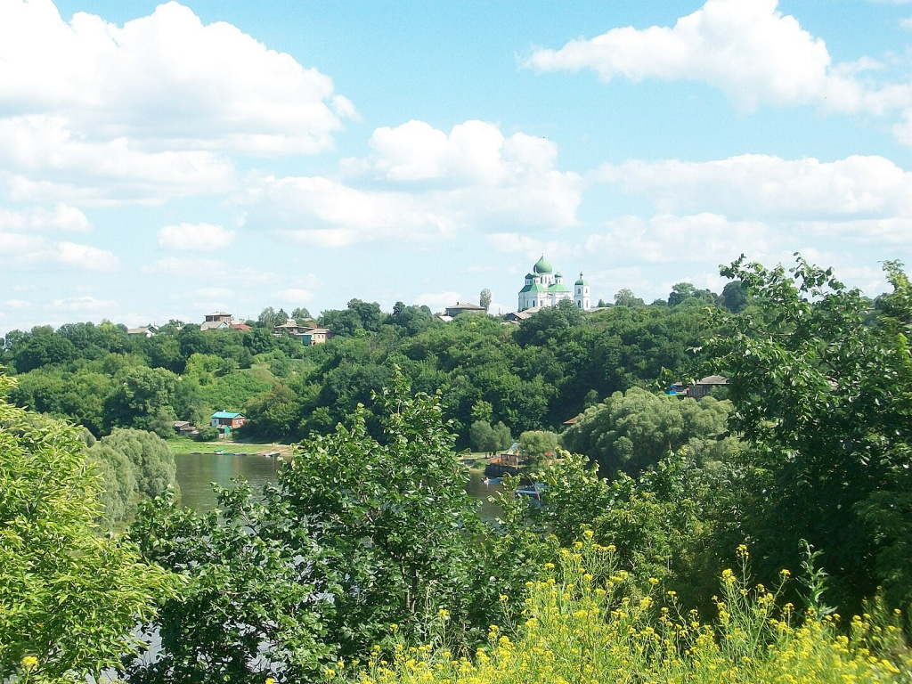 На березі Десни, Новгород-Сіверський