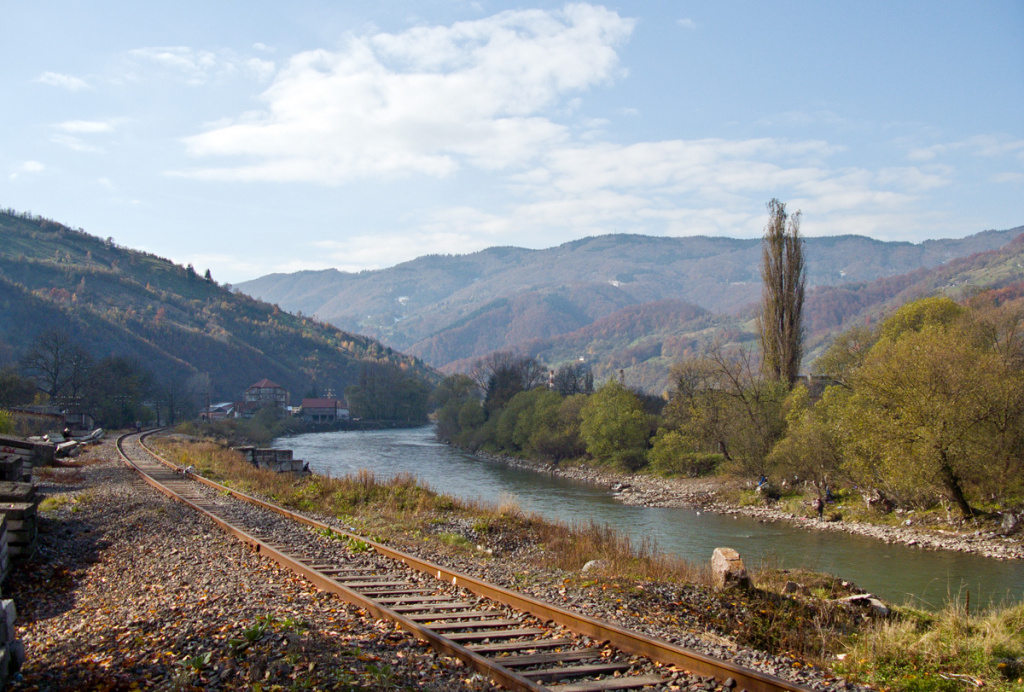 Ріка Тиса, Рахів