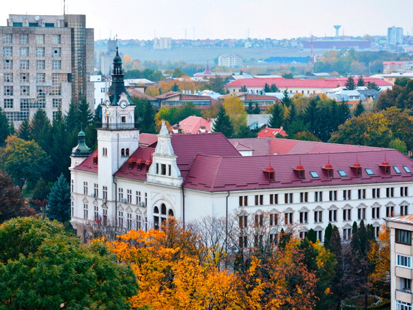 Вид на місто Сучава