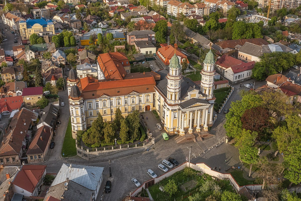 Хресто-Воздвиженський собор Ужгорода